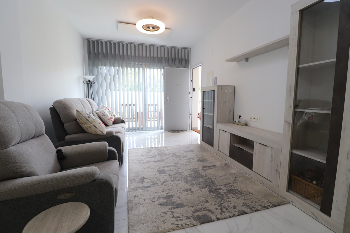 Se vende Apartamento Planta Baja de 3 dormitorios en Costa Blanca, Alicante, España