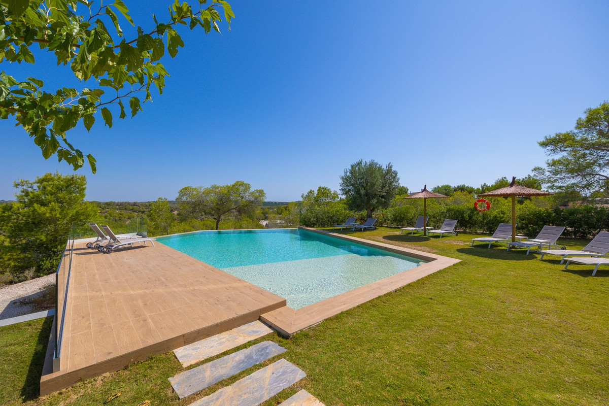 2 Bed Apartment for sale in Las Colinas Golf Costa Blanca, Alicante, Spain