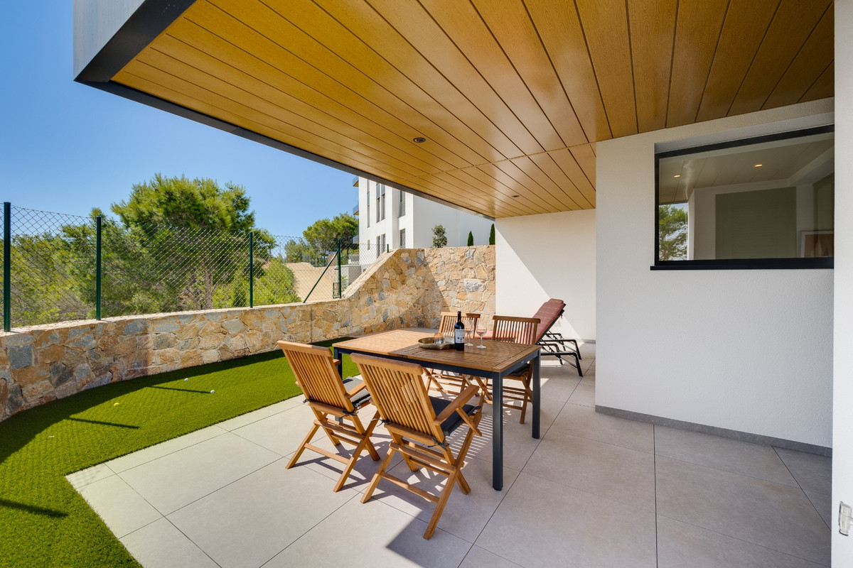 2 Bed Apartment for sale in Las Colinas Golf Costa Blanca, Alicante, Spain