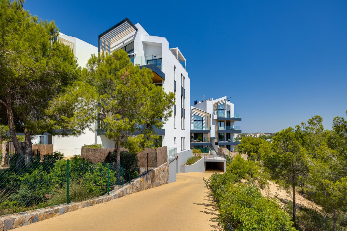 2 Bed Apartment for sale in Las Colinas Golf Costa Blanca, Alicante, Spain