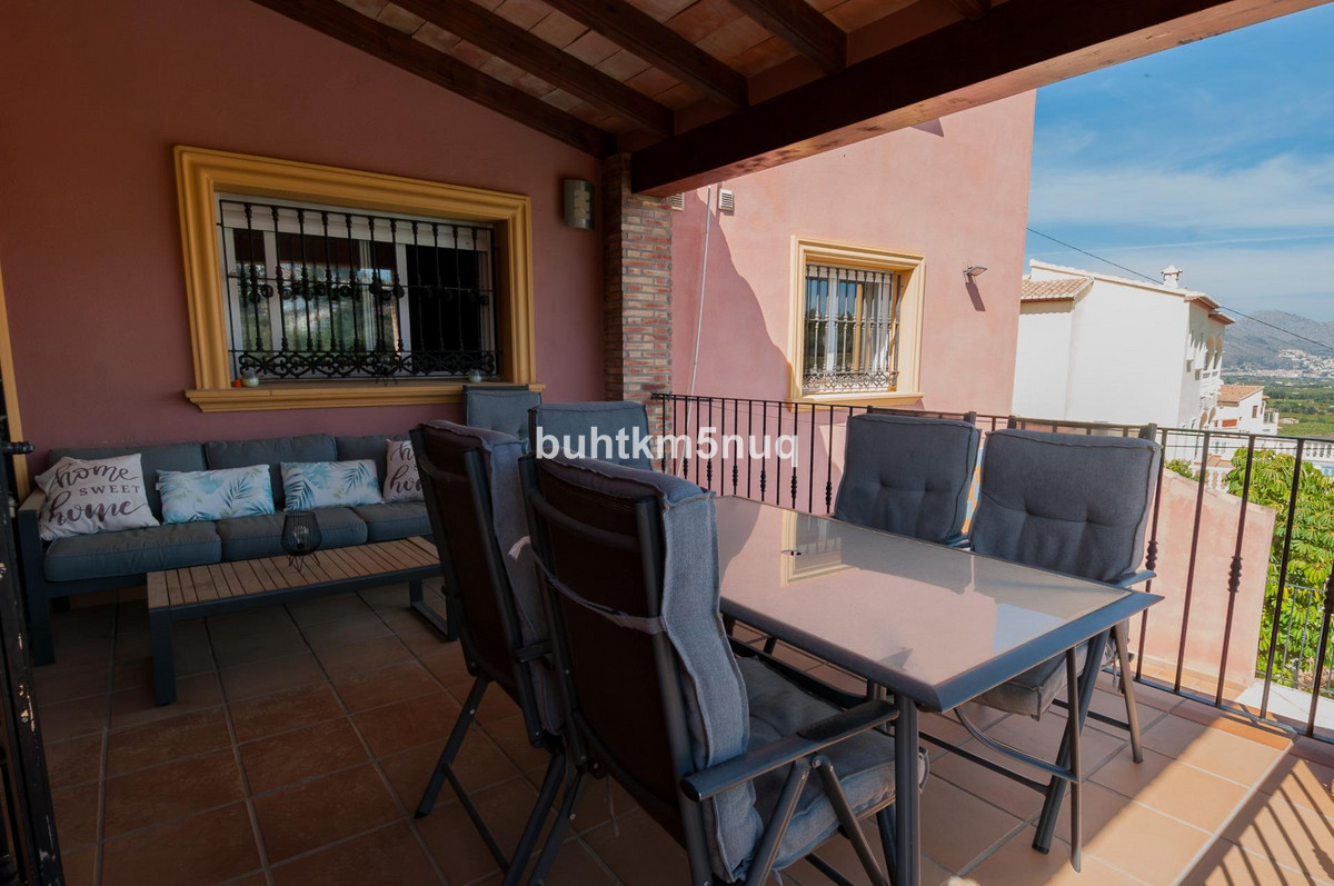Se vende Villa - Chalet de 5 dormitorios en Costa Blanca, Alicante, España