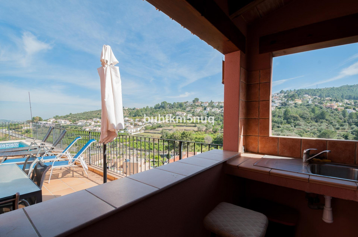 Se vende Villa - Chalet de 5 dormitorios en Costa Blanca, Alicante, España