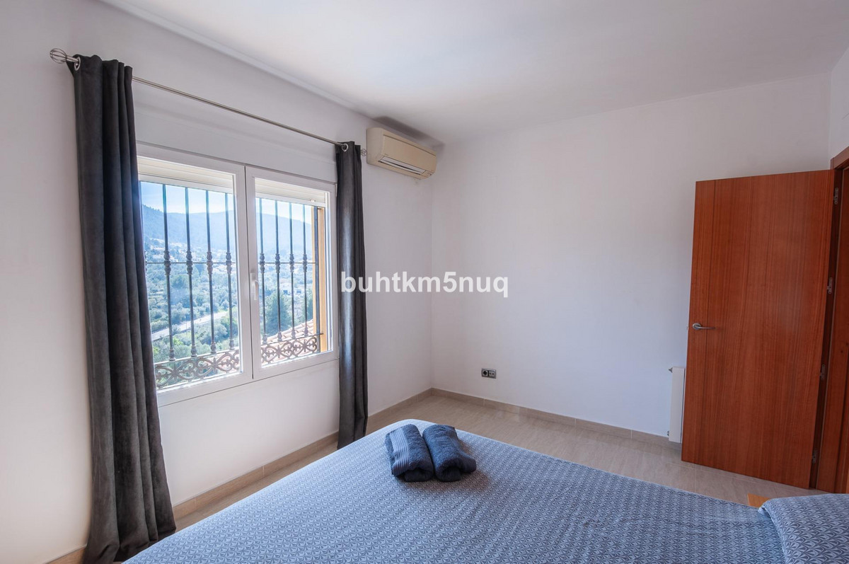 Se vende Villa - Chalet de 5 dormitorios en Costa Blanca, Alicante, España