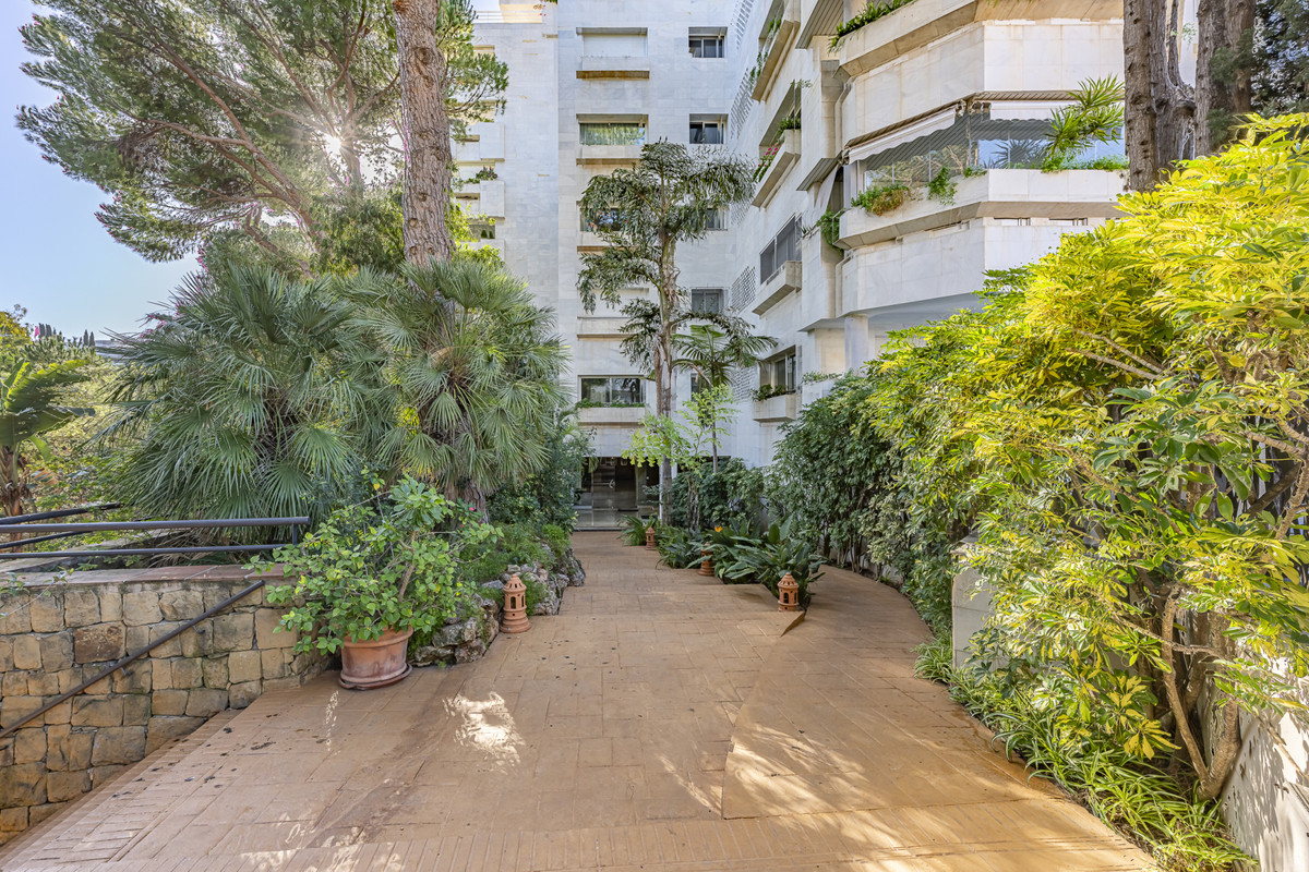 Se vende Apartamento Planta Media de 2 dormitorios en Costa Del Sol, Málaga, España