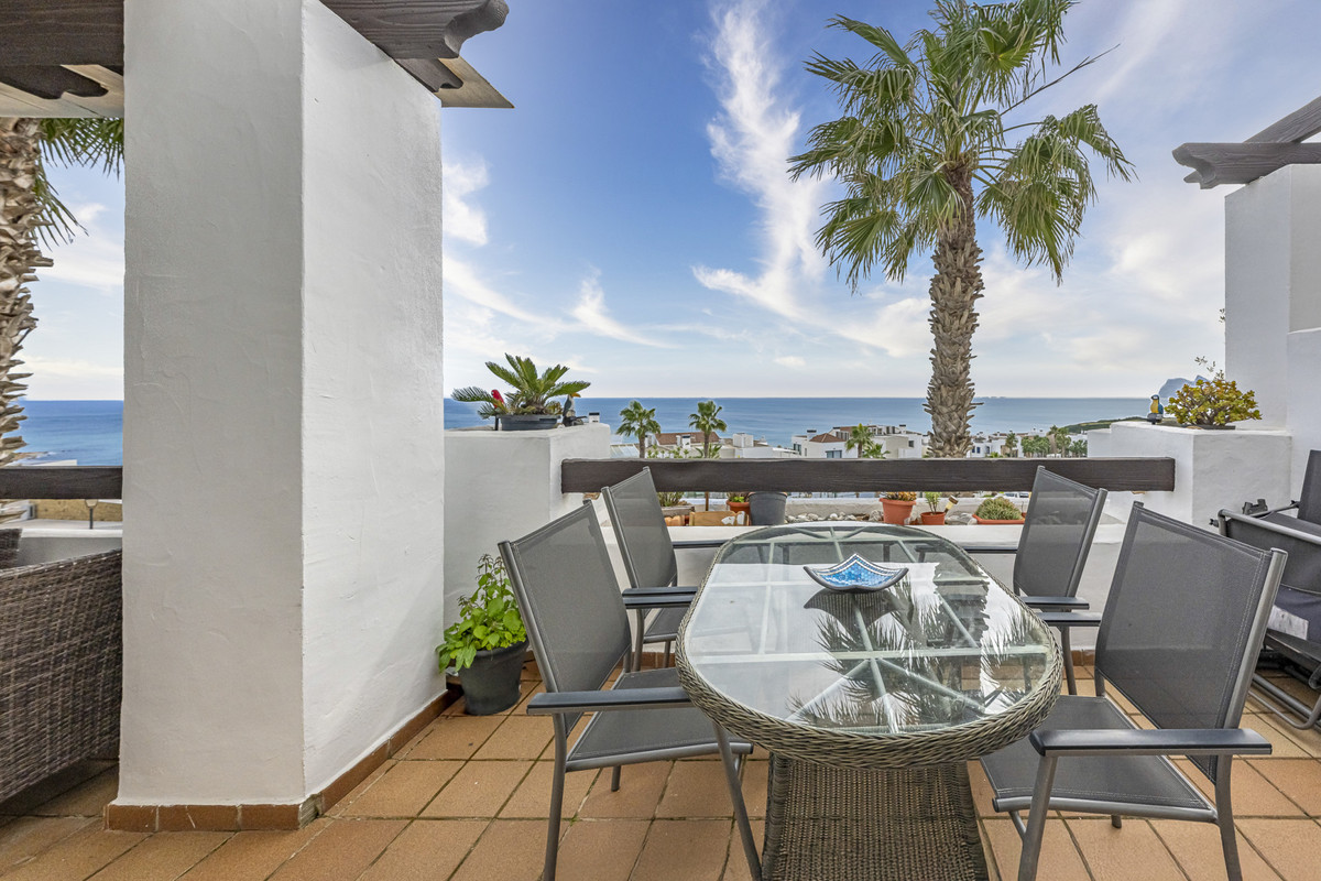 Se vende Apartamento Planta Media de 2 dormitorios en Costa Del Sol, Cadiz, España