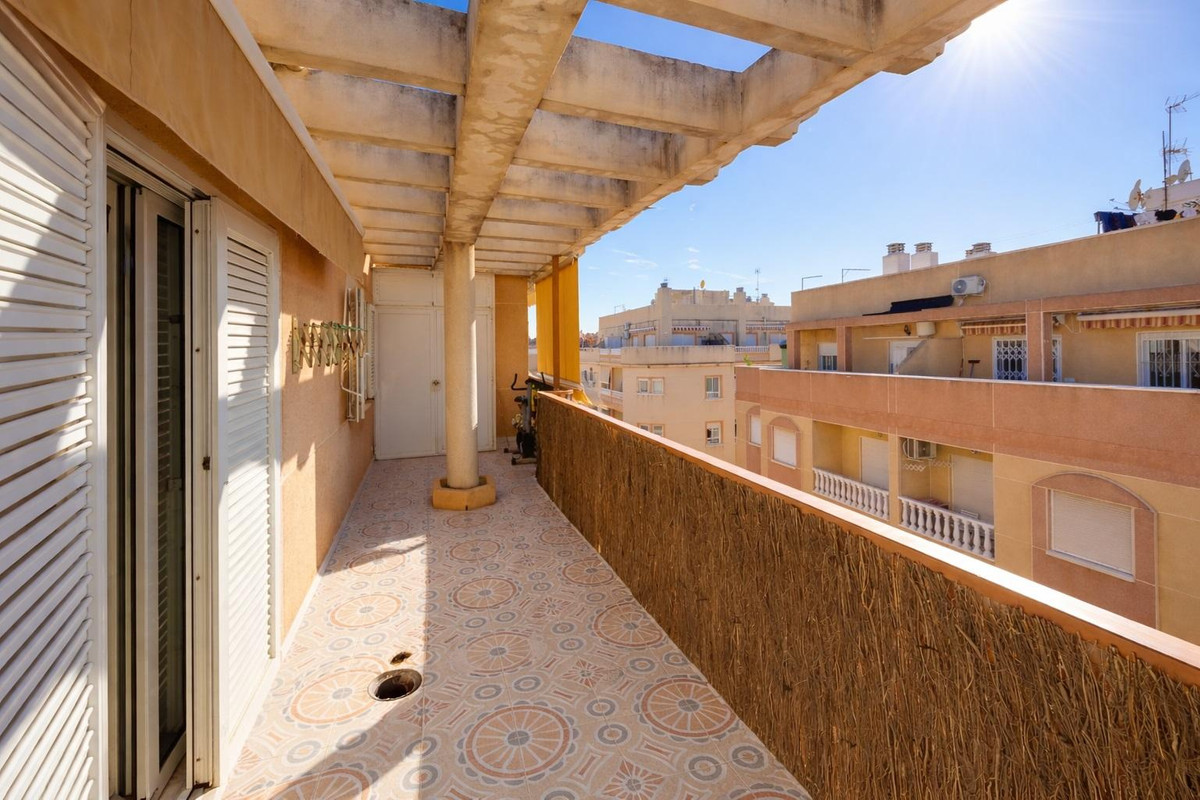 Se vende Ático de 2 dormitorios en Costa Blanca, Alicante, España