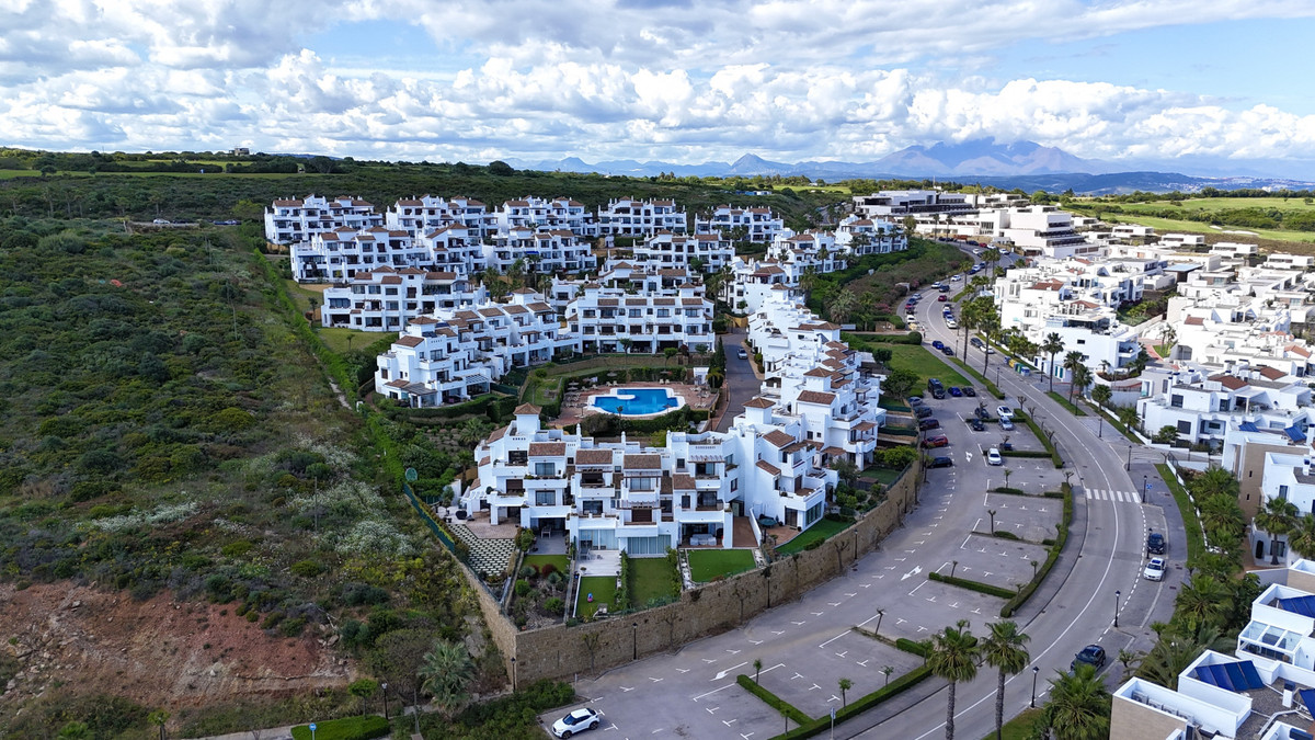 2 Bed Apartment for sale in La Alcaidesa Costa Del Sol, Cádiz, Spain