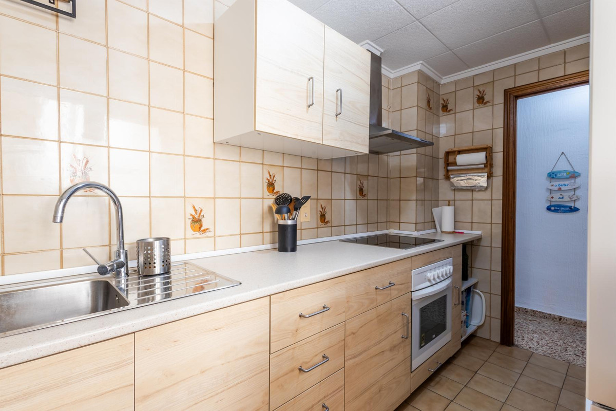 Se vende Apartamento Planta Media de 3 dormitorios en Costa Blanca, Alicante, España