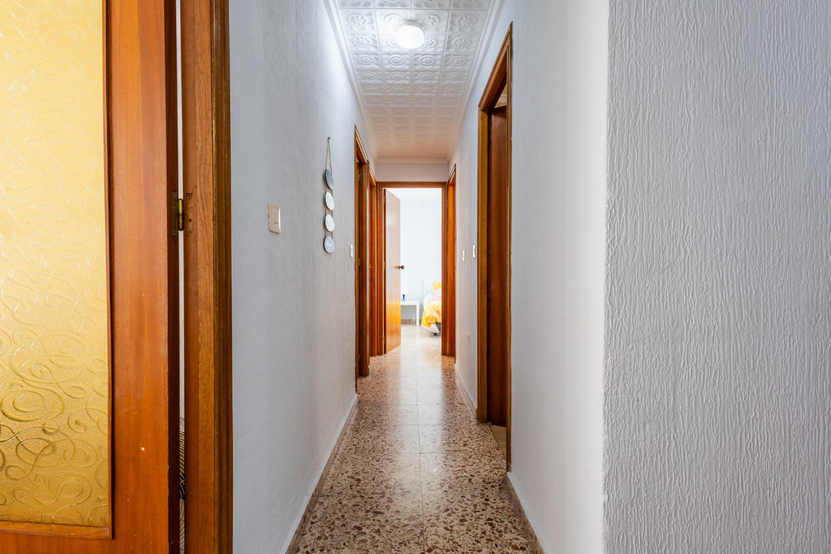 Se vende Apartamento Planta Media de 3 dormitorios en Costa Blanca, Alicante, España