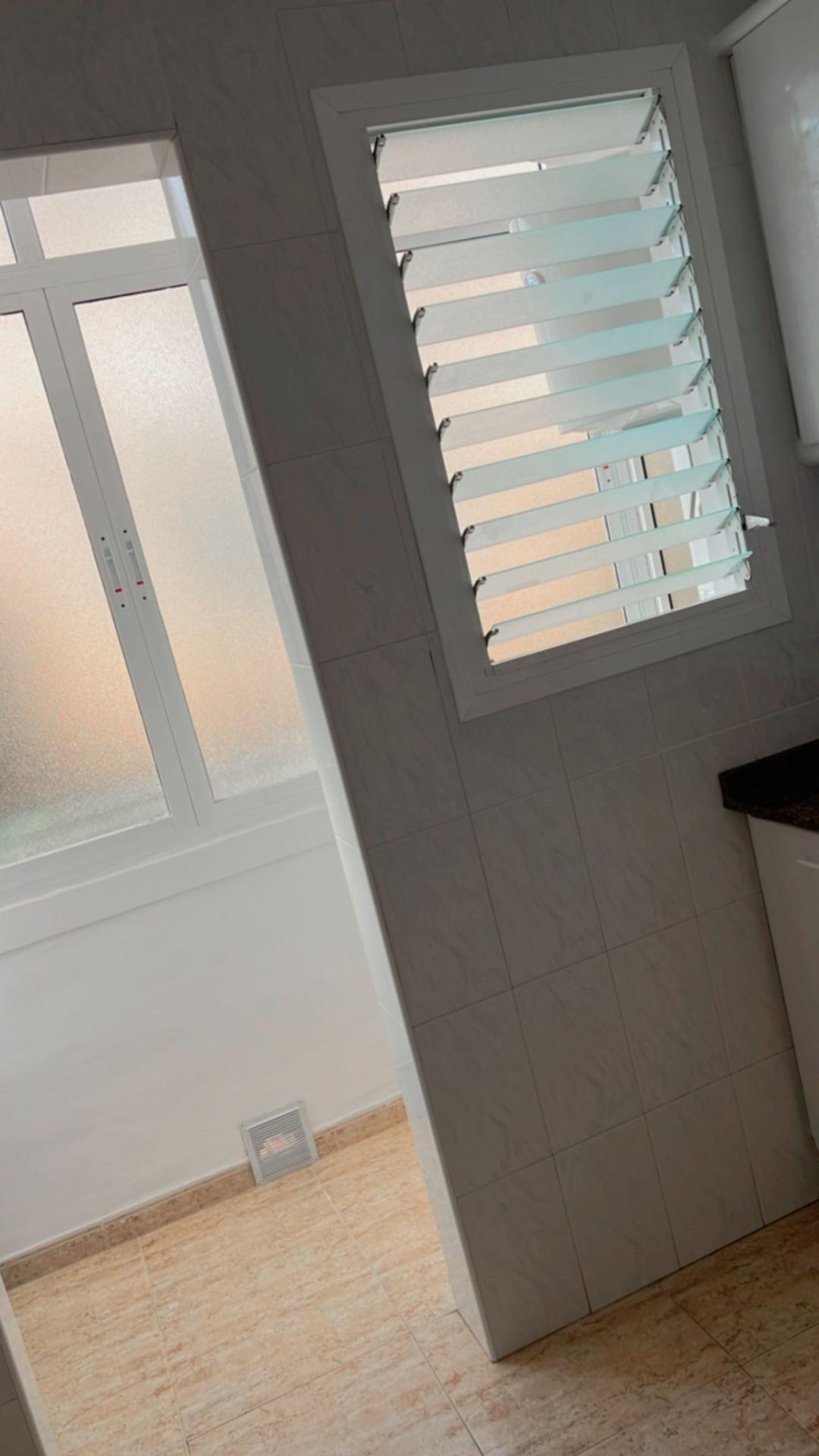 Se vende Apartamento Planta Media de 3 dormitorios en Costa Blanca, Alicante, España
