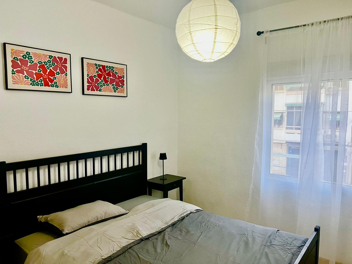 Se vende Apartamento Planta Media de 3 dormitorios en Costa Blanca, Alicante, España