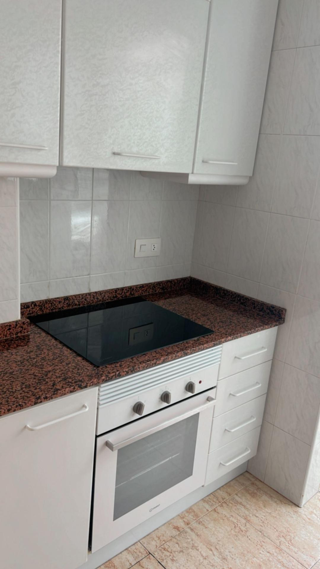 Se vende Apartamento Planta Media de 3 dormitorios en Costa Blanca, Alicante, España