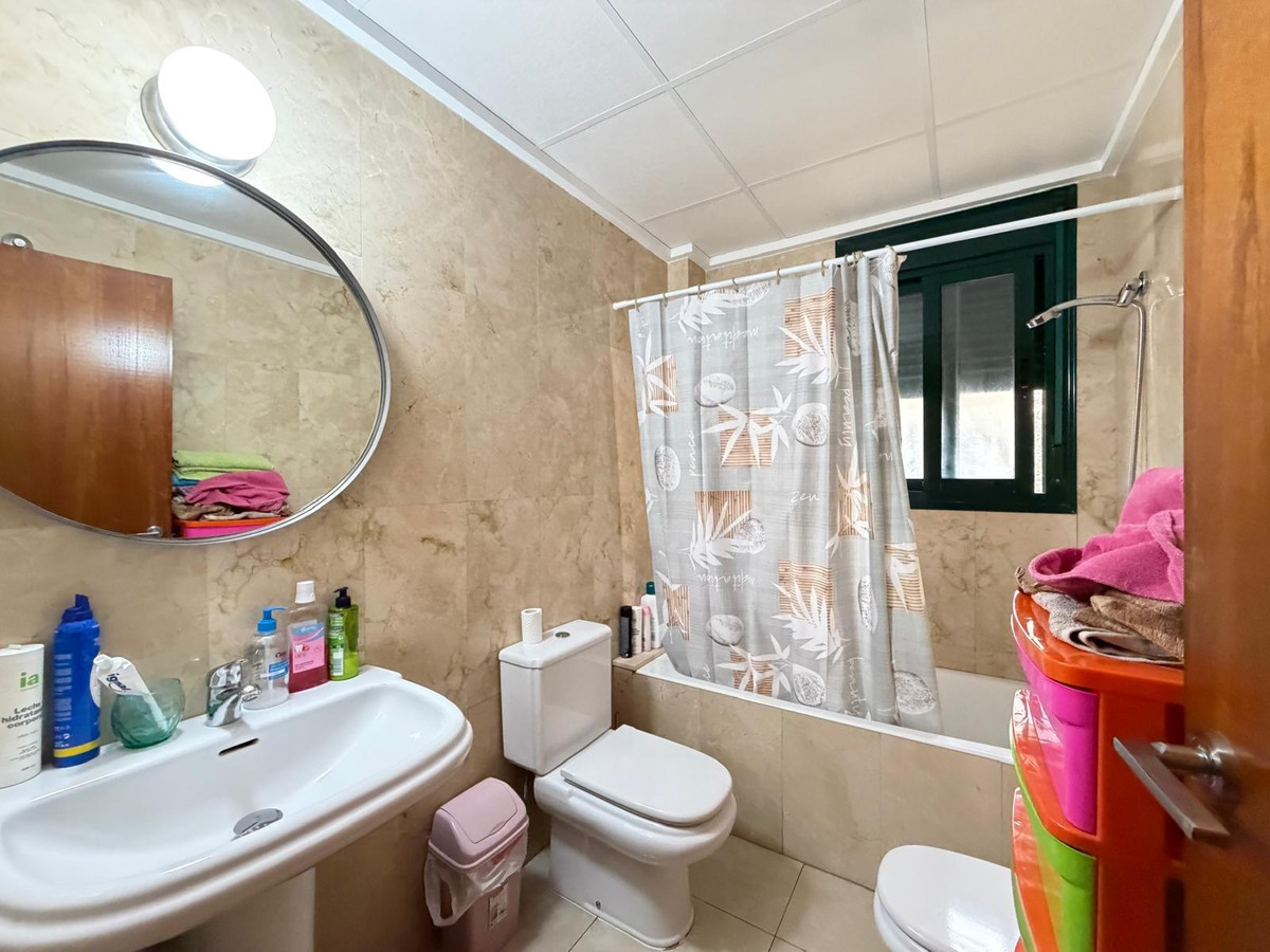 Se vende Bungalow de 2 dormitorios en Costa Blanca, Alicante, España