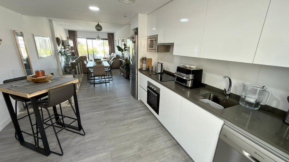 3 Bed Apartment for sale in Finestrat Costa Blanca, Alicante, Spain