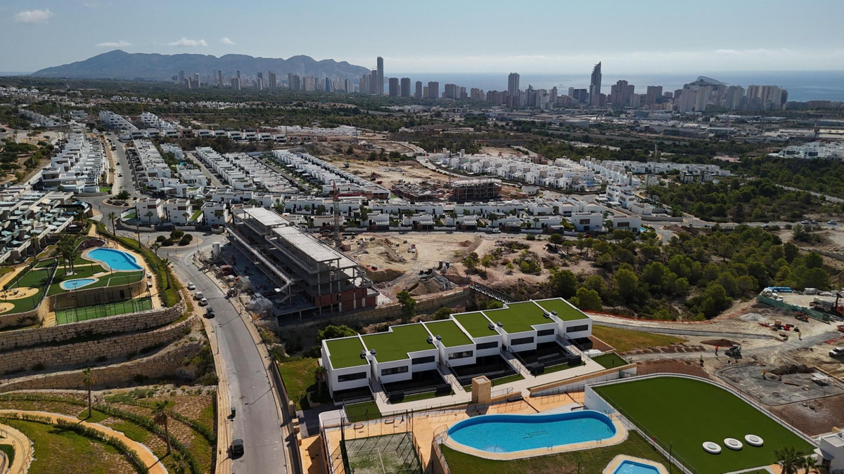 3 Bed Apartment for sale in Finestrat Costa Blanca, Alicante, Spain