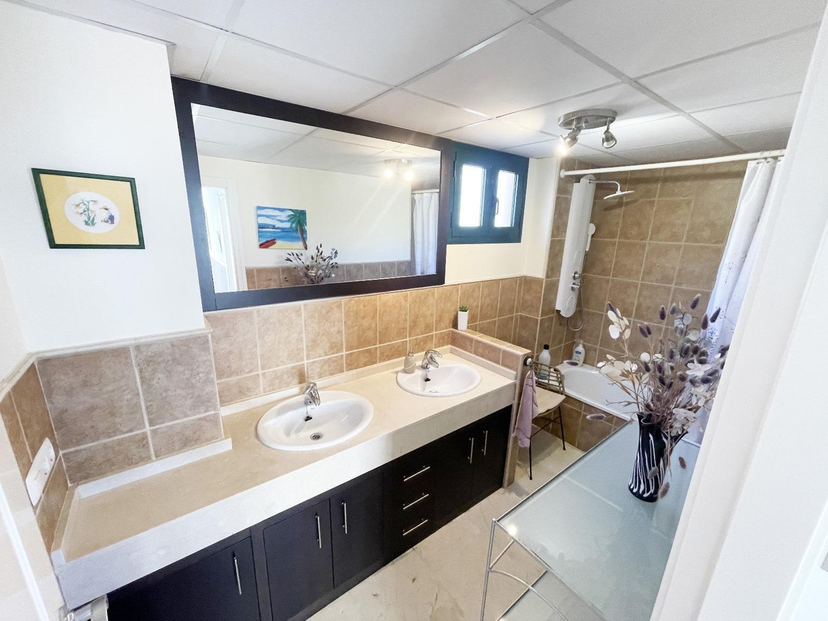 3 Bed Apartment for sale in Finestrat Costa Blanca, Alicante, Spain