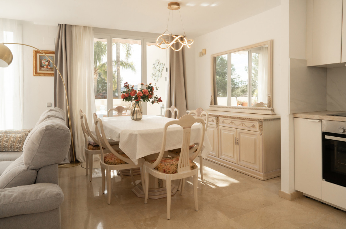 Se vende Apartamento Planta Baja de 2 dormitorios en Costa Del Sol, Málaga, España