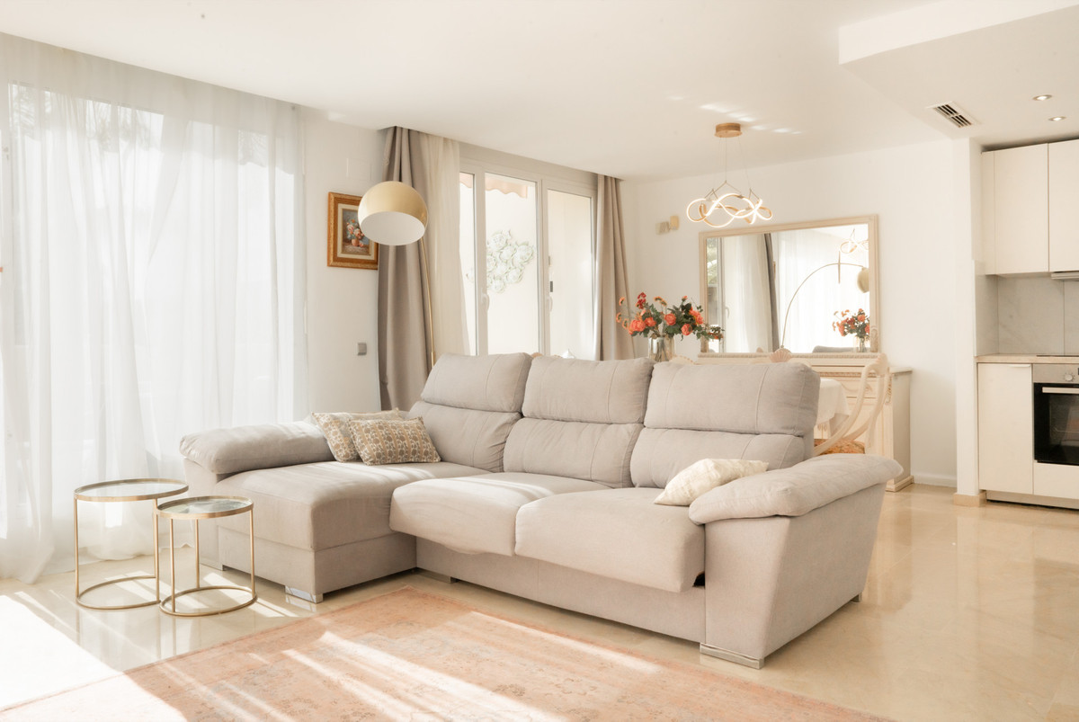Se vende Apartamento Planta Baja de 2 dormitorios en Costa Del Sol, Málaga, España