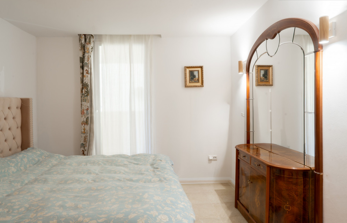 Se vende Apartamento Planta Baja de 2 dormitorios en Costa Del Sol, Málaga, España