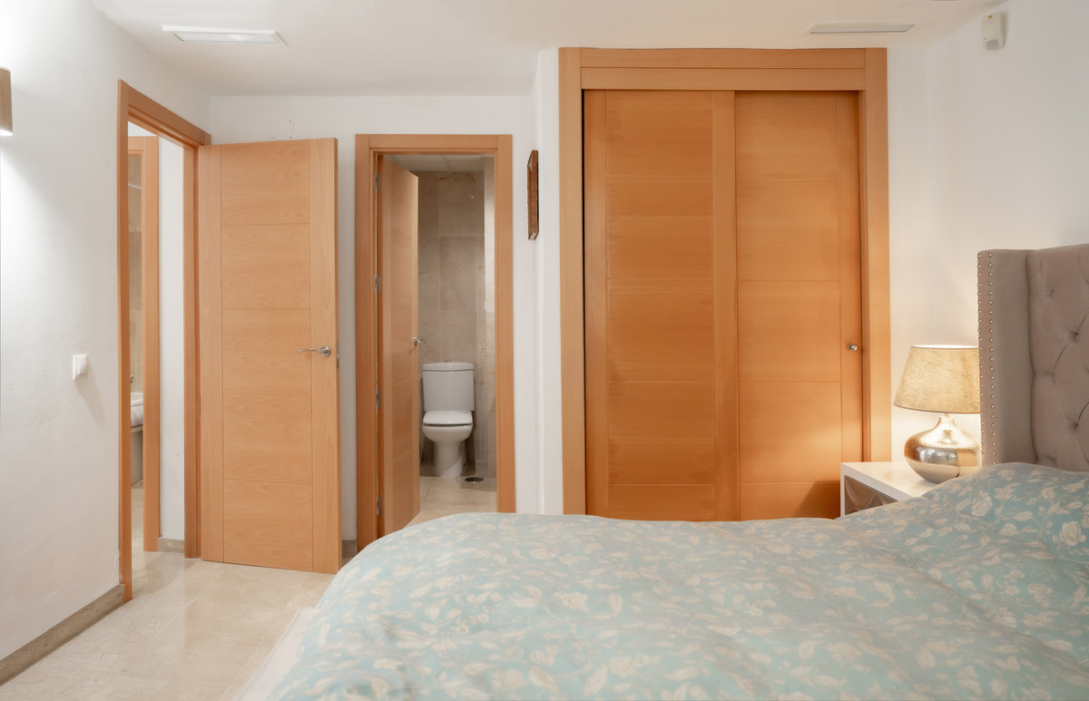 Se vende Apartamento Planta Baja de 2 dormitorios en Costa Del Sol, Málaga, España