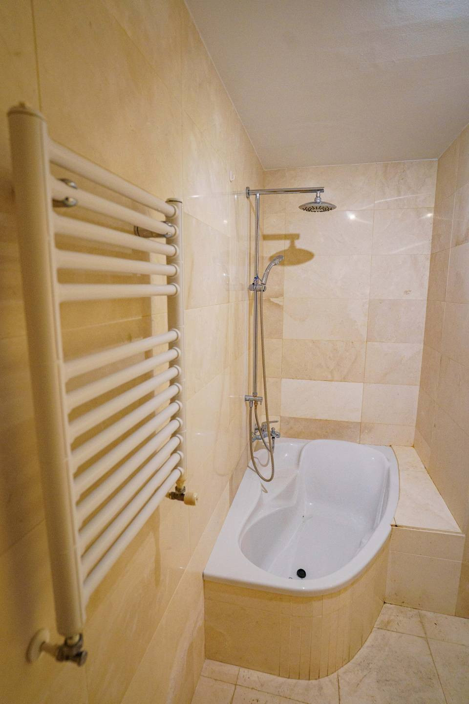 3 Bed Apartment for sale in Ronda Costa Del Sol, Málaga, Spain