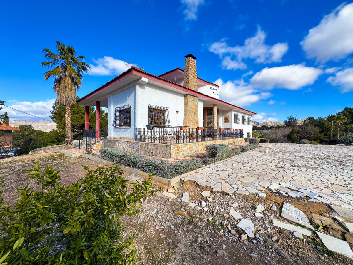 Se vende Villa - Chalet de 6 dormitorios en Costa Blanca, Alicante, España