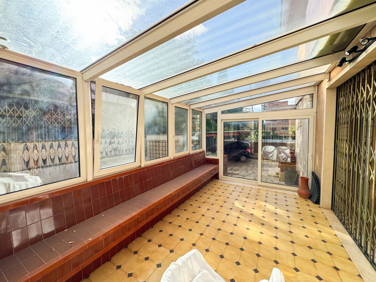 7 Bed Townhouse for sale in Elda Costa Blanca, Alicante, Spain