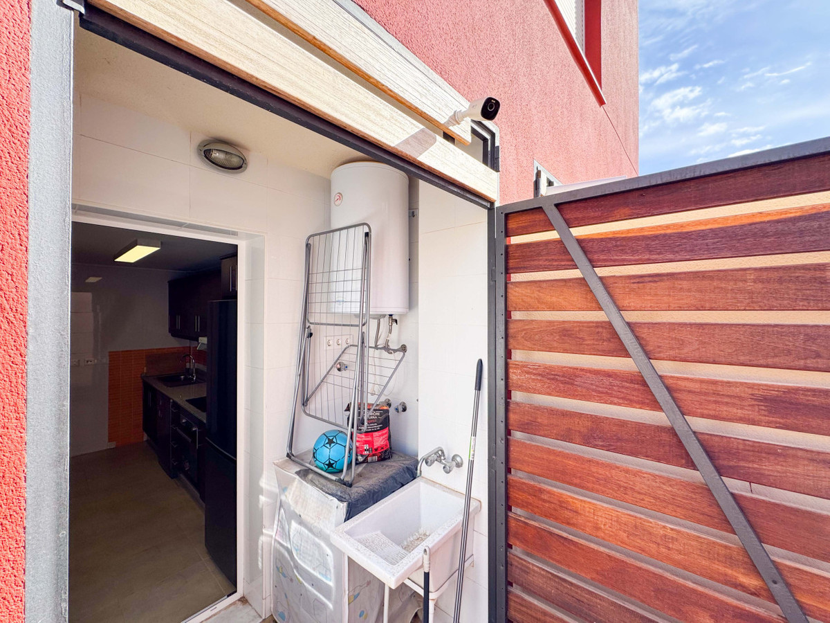 Se vende Adosada de 3 dormitorios en Costa Blanca, Alicante, España