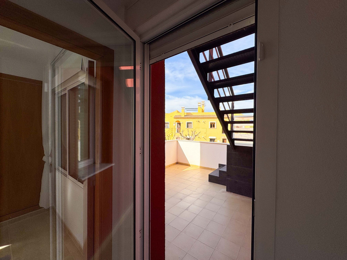 Se vende Adosada de 3 dormitorios en Costa Blanca, Alicante, España