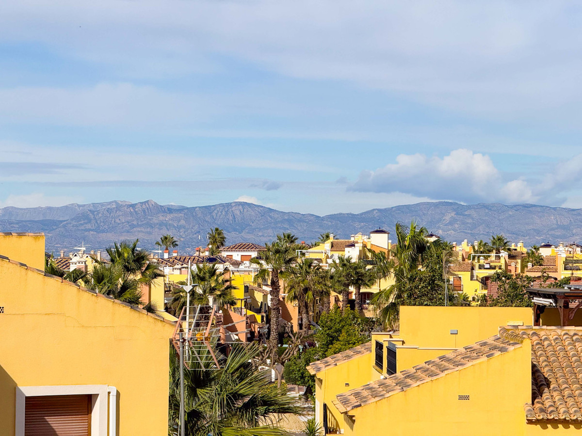 Se vende Adosada de 3 dormitorios en Costa Blanca, Alicante, España