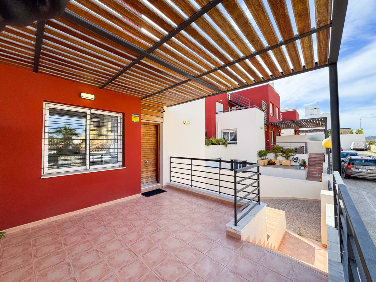 Se vende Adosada de 3 dormitorios en Costa Blanca, Alicante, España