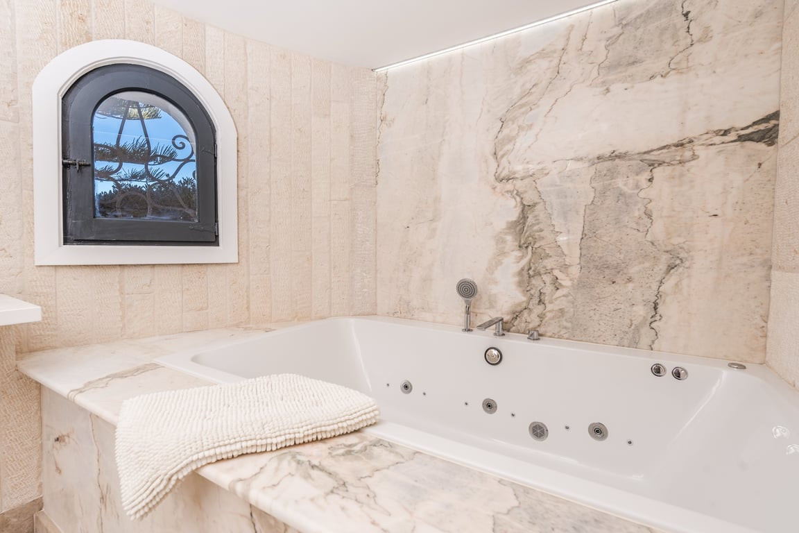 5 Bed Townhouse for sale in Javea Costa Blanca, Alicante, Spain