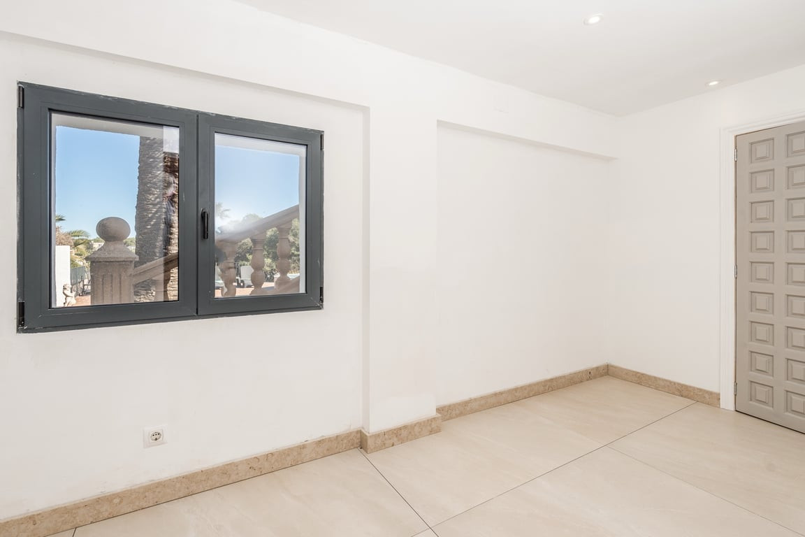 5 Bed Townhouse for sale in Javea Costa Blanca, Alicante, Spain