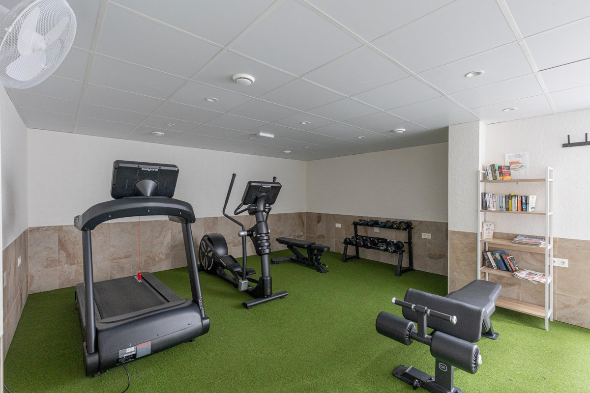 Se vende Apartamento Planta Media de 2 dormitorios en Costa Blanca, Alicante, España