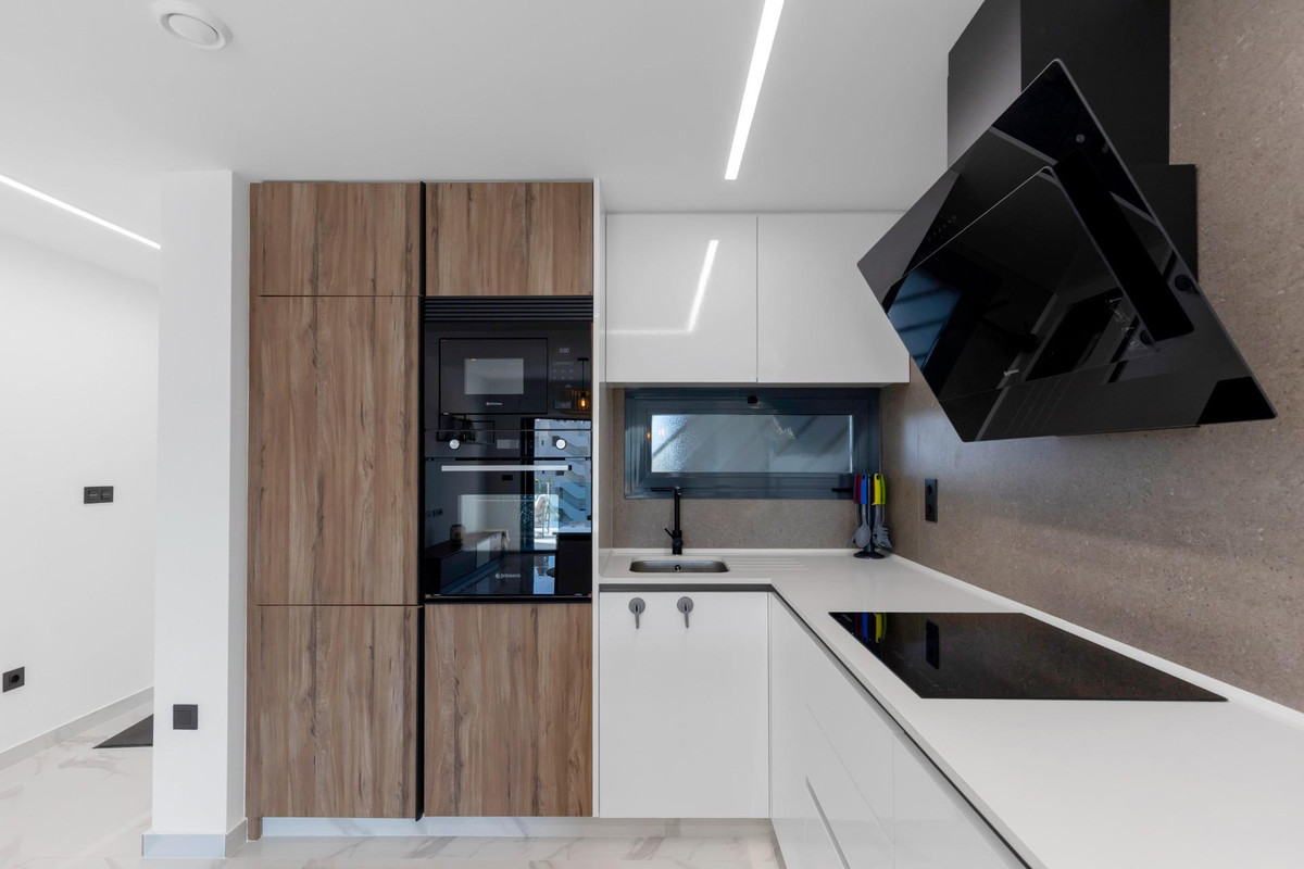 Se vende Apartamento Planta Media de 2 dormitorios en Costa Blanca, Alicante, España