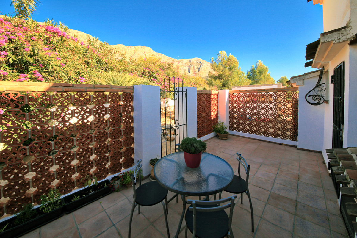 4 Bed Townhouse for sale in Javea Costa Blanca, Alicante, Spain