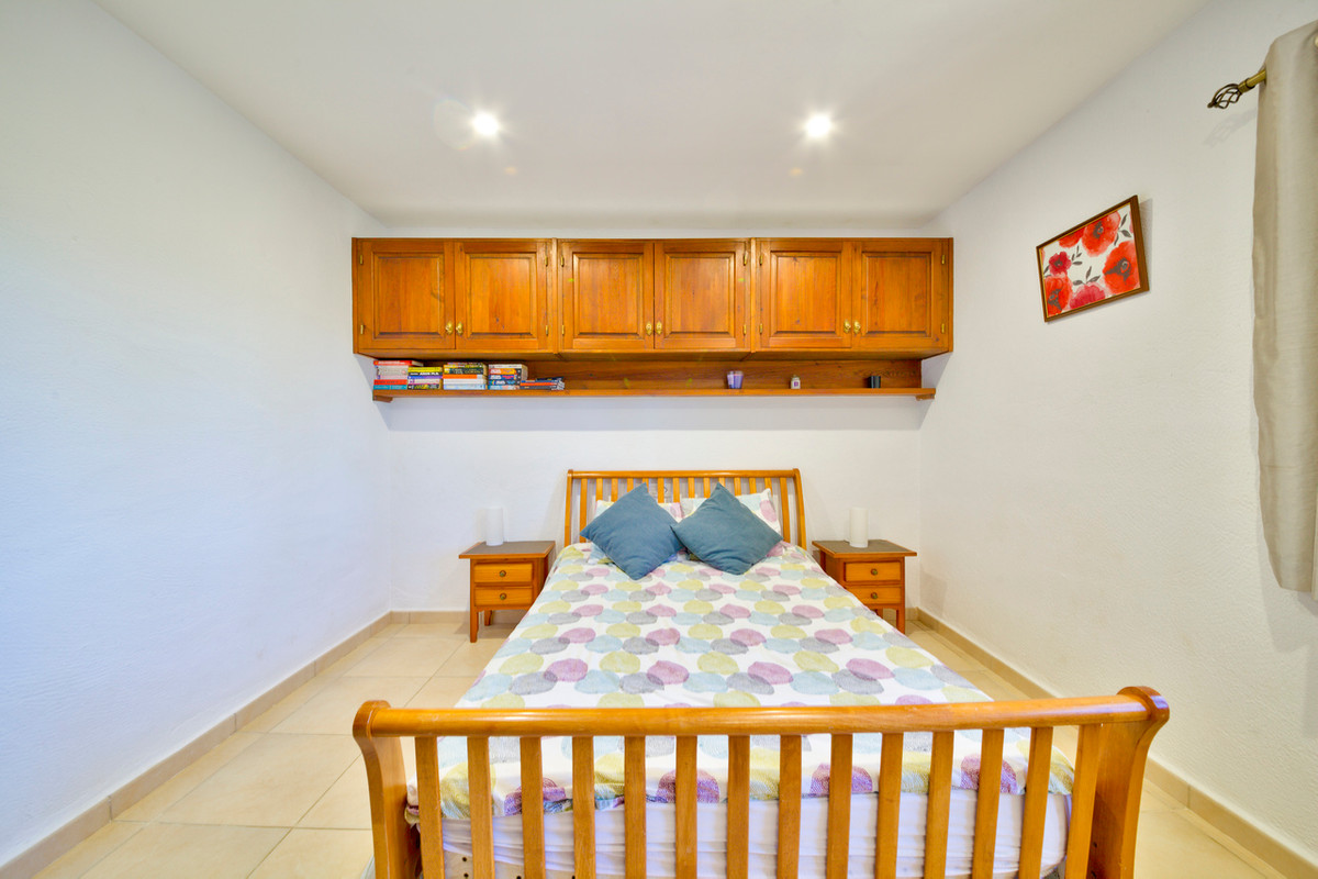 4 Bed Townhouse for sale in Javea Costa Blanca, Alicante, Spain