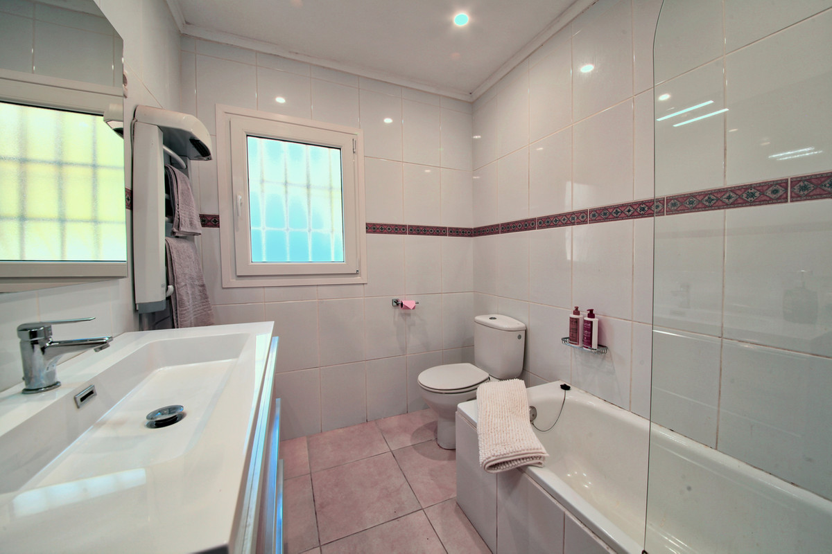 4 Bed Townhouse for sale in Javea Costa Blanca, Alicante, Spain