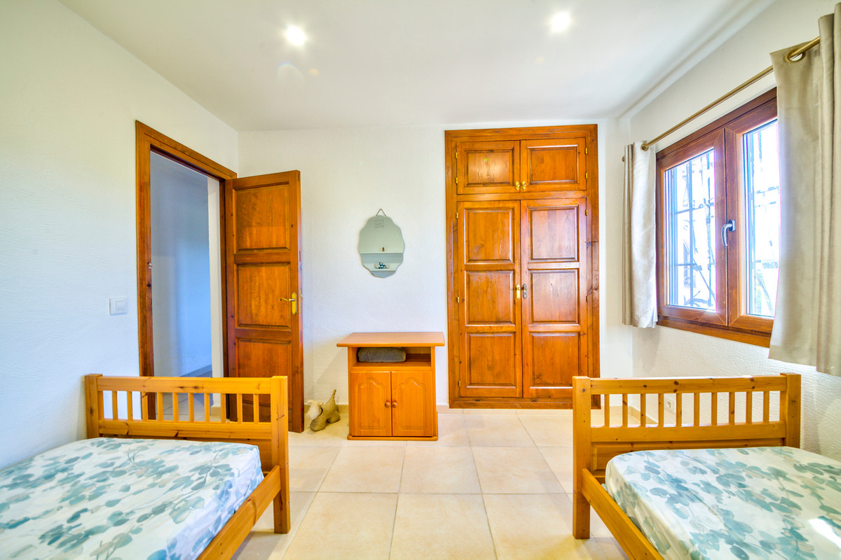 4 Bed Townhouse for sale in Javea Costa Blanca, Alicante, Spain