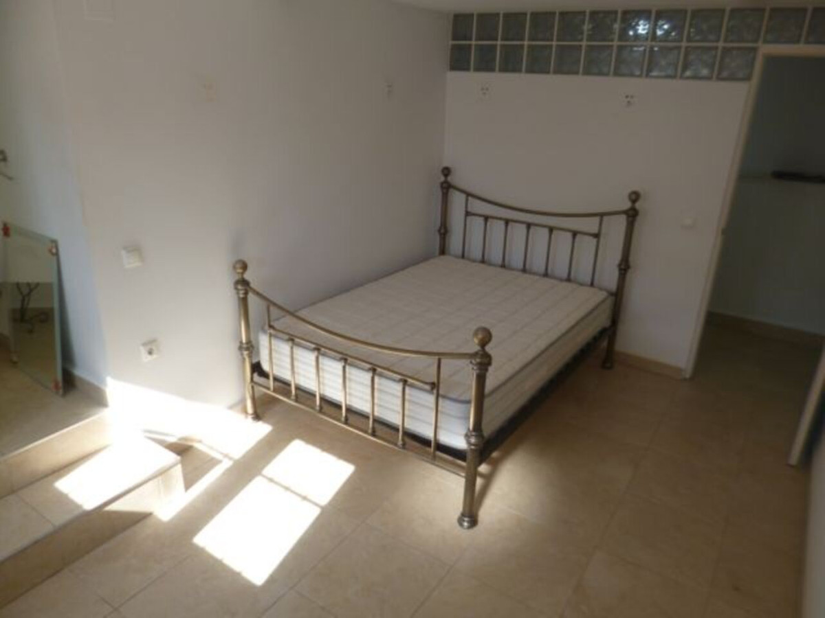 5 Bed Townhouse for sale in Villamartin Costa Blanca, Alicante, Spain