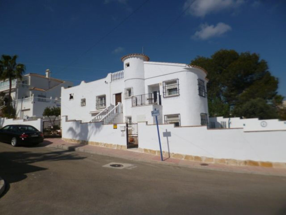 5 Bed Townhouse for sale in Villamartin Costa Blanca, Alicante, Spain