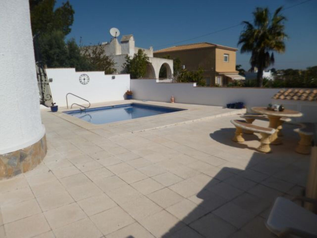 5 Bed Townhouse for sale in Villamartin Costa Blanca, Alicante, Spain