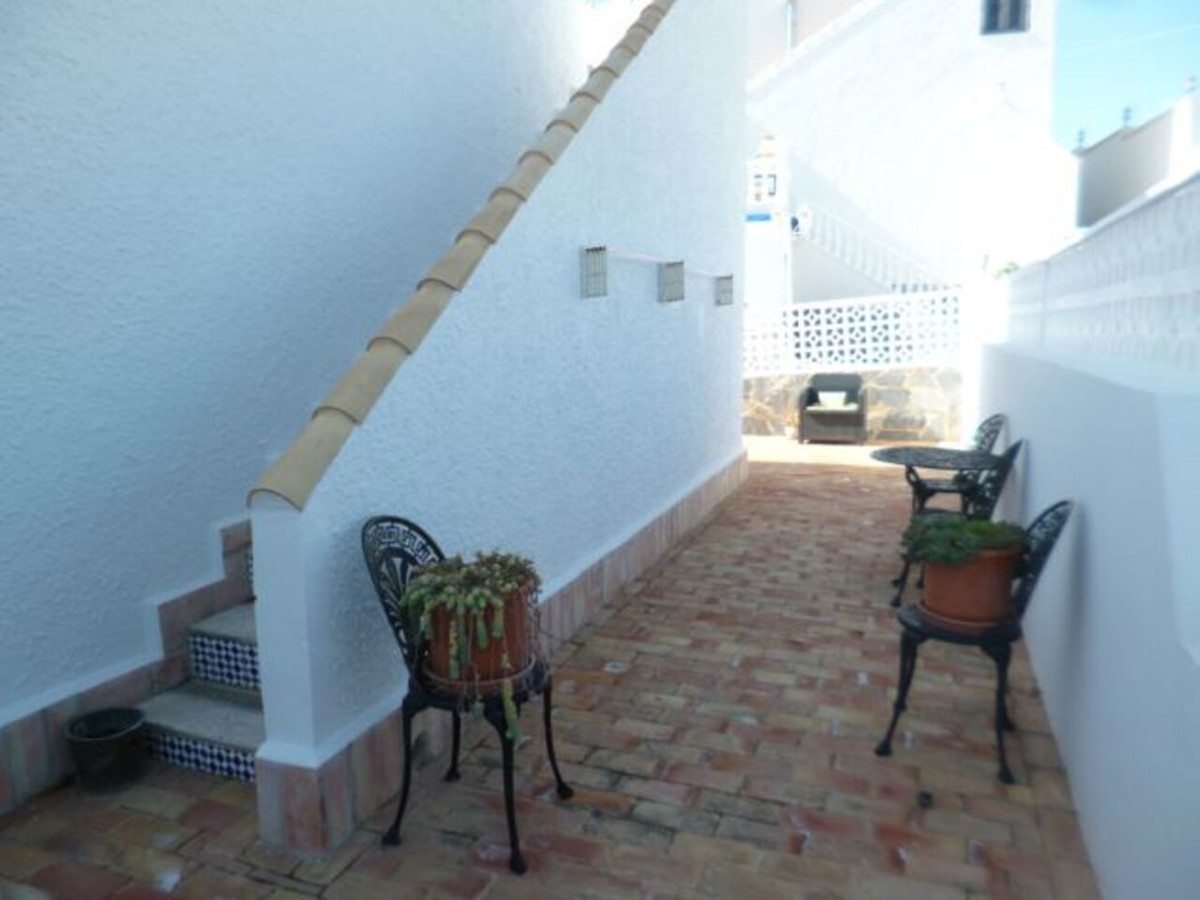 5 Bed Townhouse for sale in Villamartin Costa Blanca, Alicante, Spain