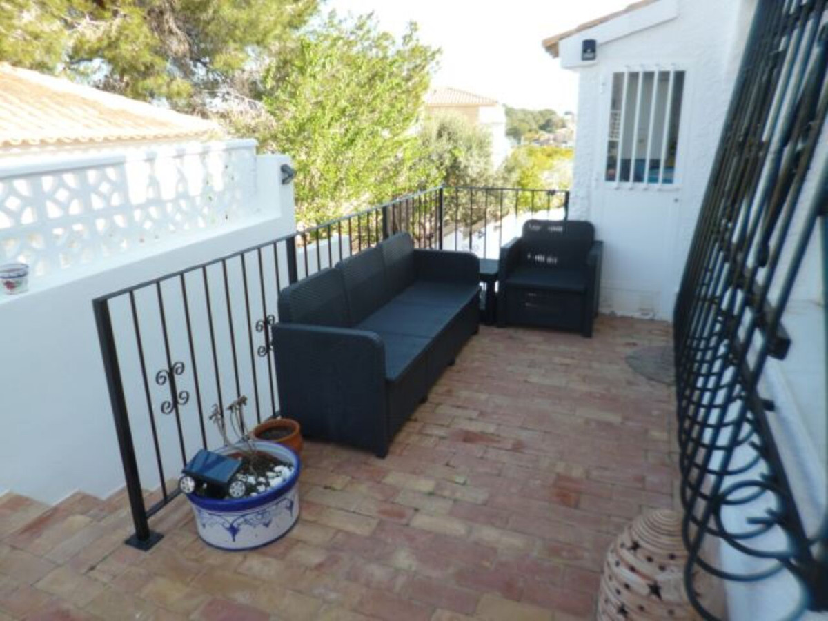 5 Bed Townhouse for sale in Villamartin Costa Blanca, Alicante, Spain