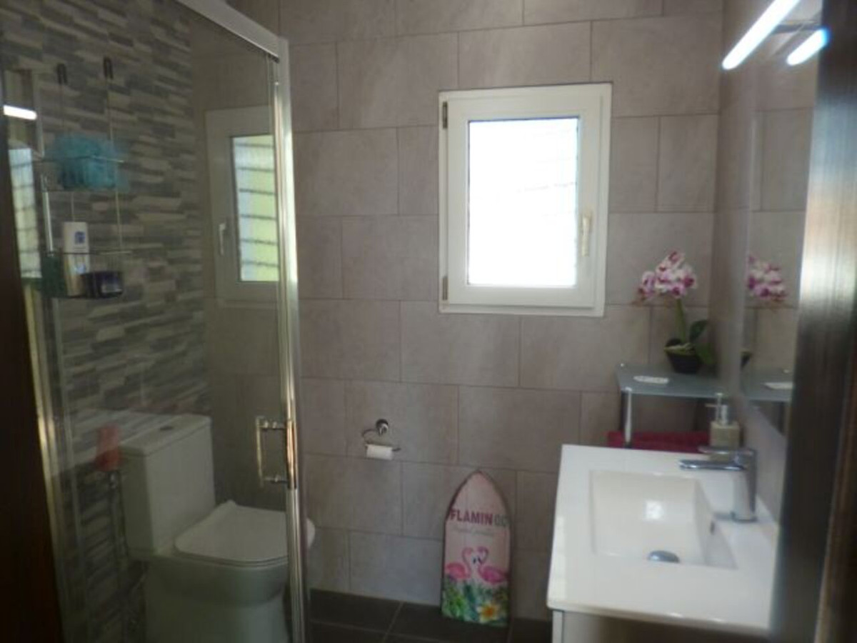 5 Bed Townhouse for sale in Villamartin Costa Blanca, Alicante, Spain