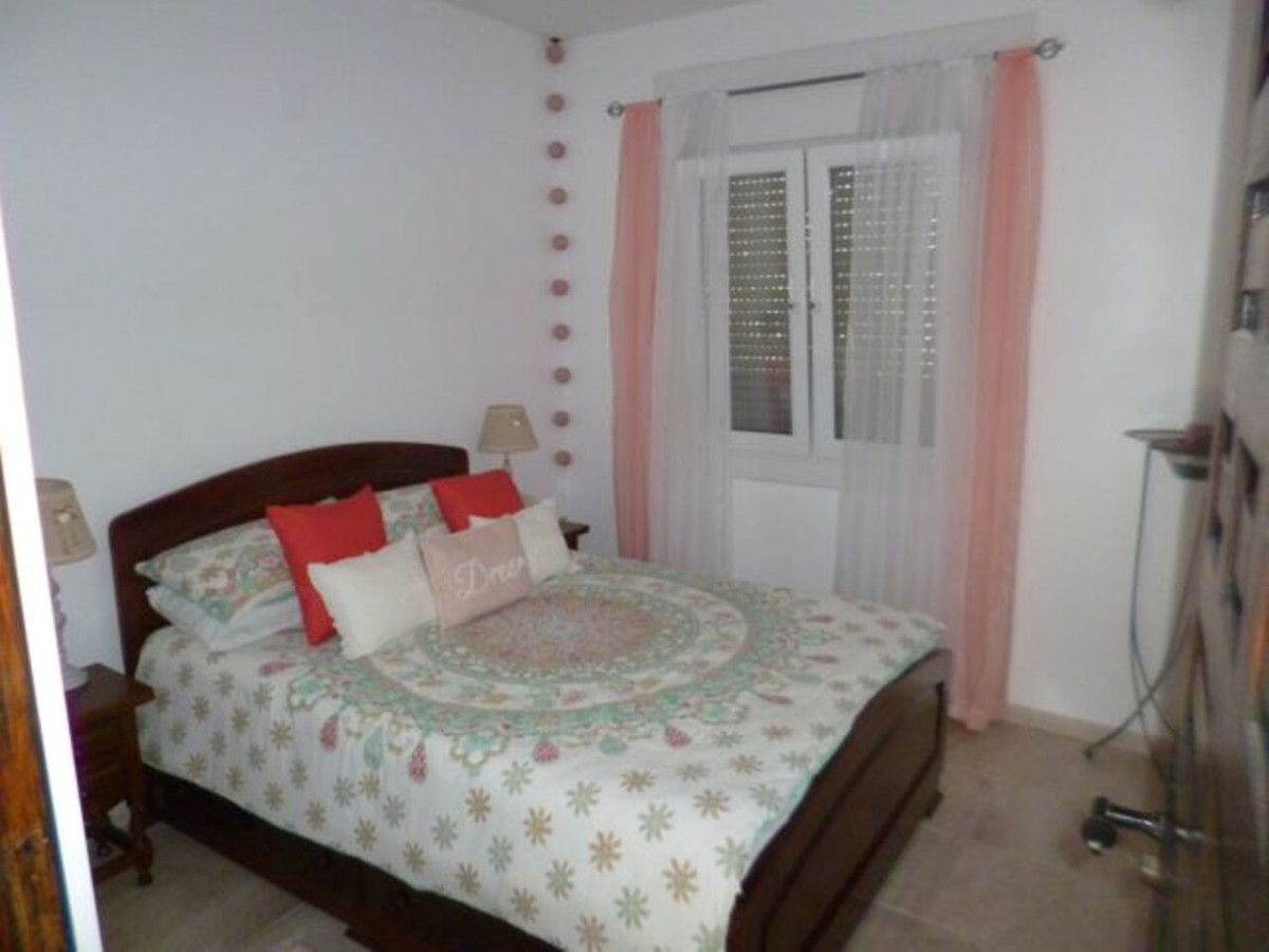 5 Bed Townhouse for sale in Villamartin Costa Blanca, Alicante, Spain