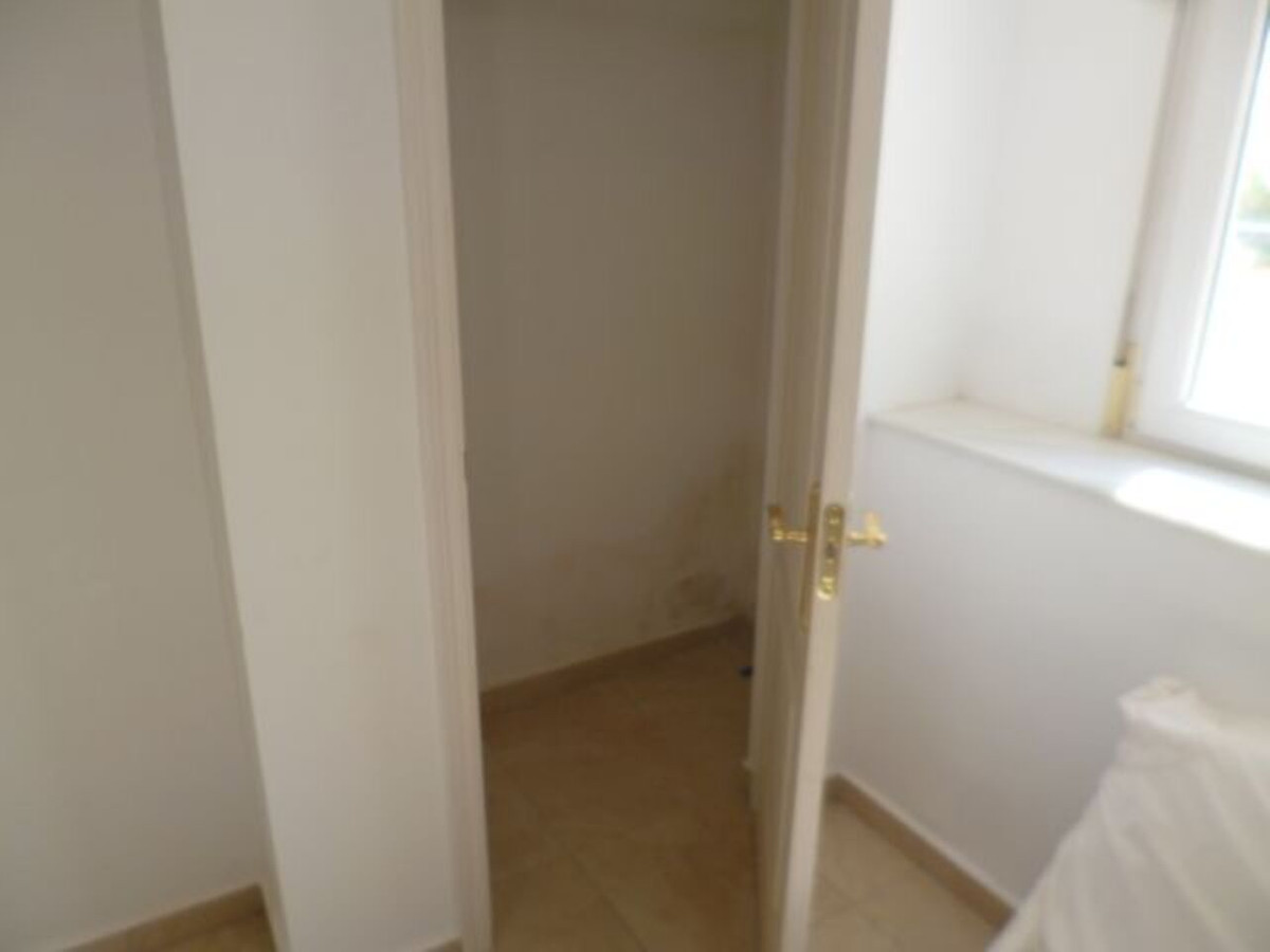 5 Bed Townhouse for sale in Villamartin Costa Blanca, Alicante, Spain