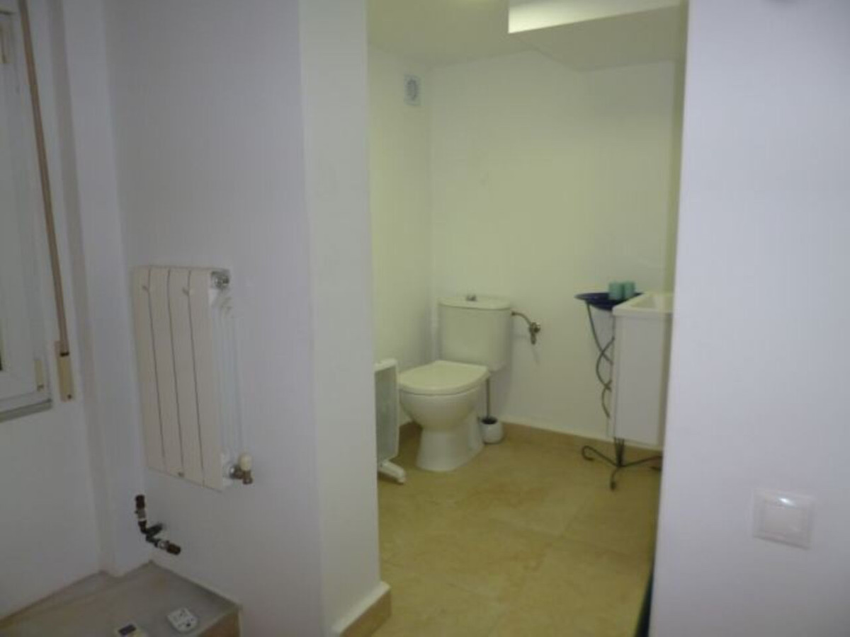 5 Bed Townhouse for sale in Villamartin Costa Blanca, Alicante, Spain