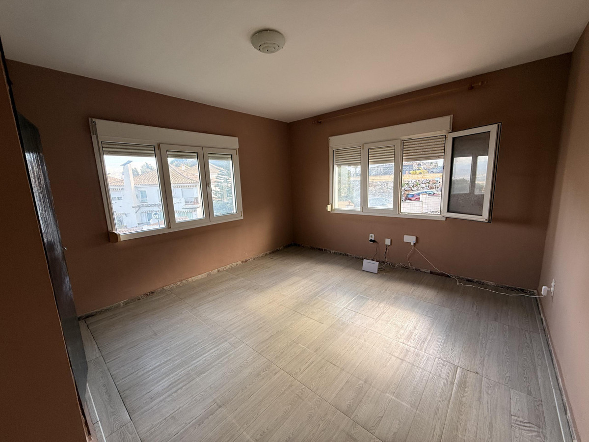 4 Bed Townhouse for sale in Alhaurín De La Torre Costa Del Sol, Málaga, Spain