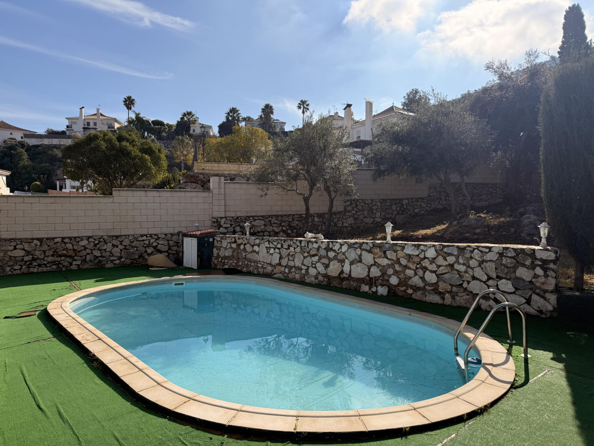 4 Bed Townhouse for sale in Alhaurín De La Torre Costa Del Sol, Málaga, Spain